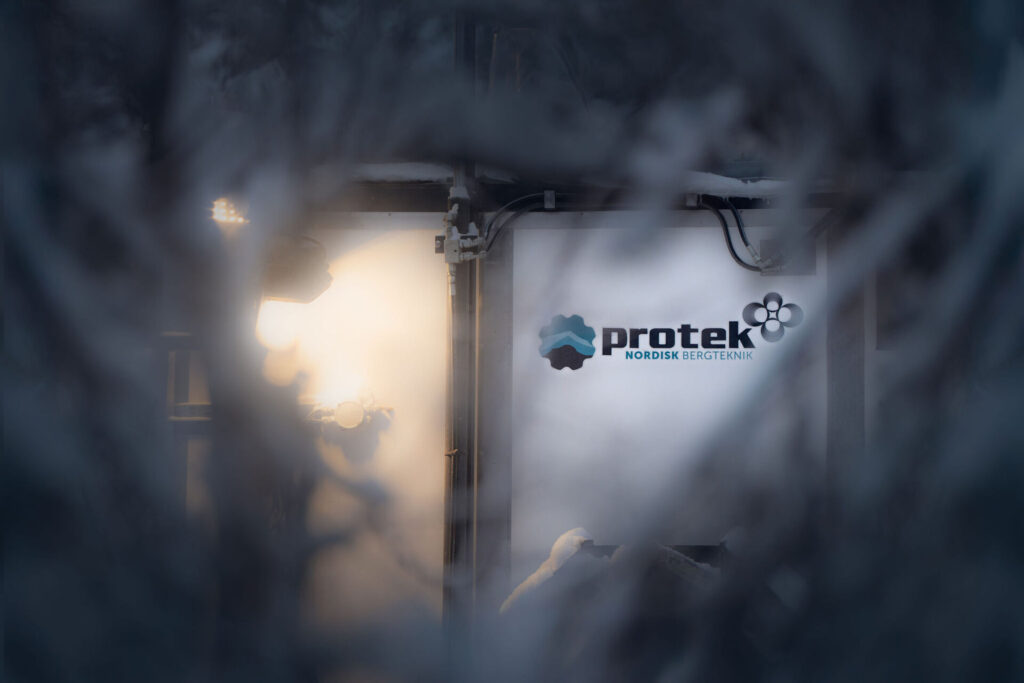 Borrigg med Proteklogga i närbild. Vinter.